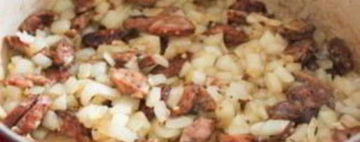 Шаг 1: овощного рагу с колбасой