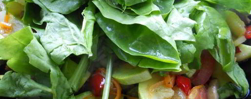 Шаг 2: овощного рагу со шпинатом, грибами и брынзой на сковороде