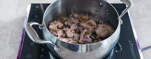 Шаг 2: папарделле с соусом-рагу из курицы