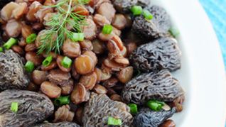 Рецепт Рагу из чечевицы со сморчками и луком