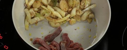 Шаг 2: рагу из утки с апельсинами и слоеные закуски