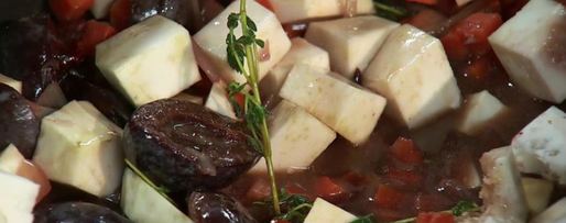 Шаг 1: рагу из ягненка со сливами