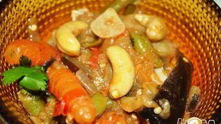 Рецепт Рагу с кешью и мини-морковью