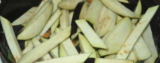 Шаг 1: рагу с кешью и мини-морковью