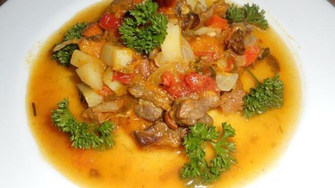 Рецепт Запеченной тыквы, фаршированной рагу с говядиной