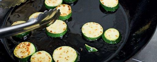 Шаг 1: откидного рататуя с анчоусами