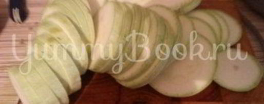 Шаг 1: рататуя с пармезаном