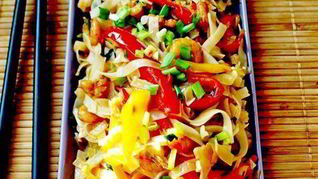 Рецепт Рисовой лапши с креветками и овощами