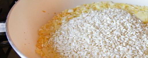 Шаг 4: ризотто с креветками и семгой