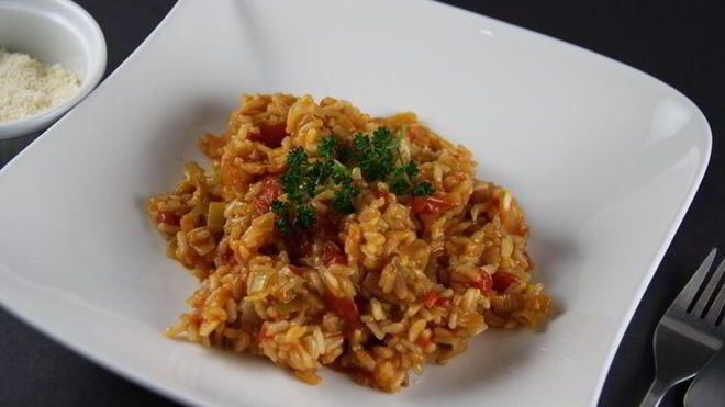 Рецепт Ризотто с луком-пореем и помидорами