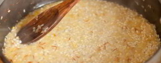 Шаг 6: ризотто с шафраном и креветками