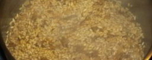 Шаг 1: ризотто с сушеными белыми грибами