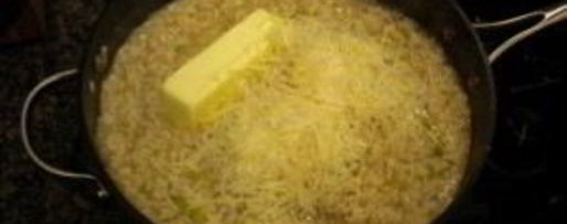 Шаг 3: ризотто со шпинатом и козьим сыром