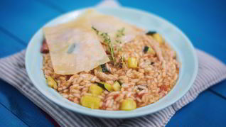 Рецепт Розмаринового ризотто с испанским чоризо и курицей