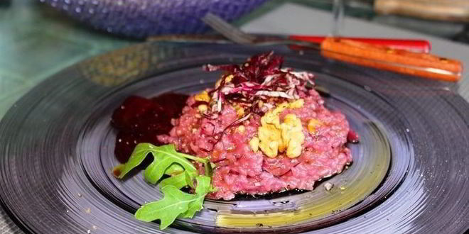 Рецепт свекольного ризотто с цикорием