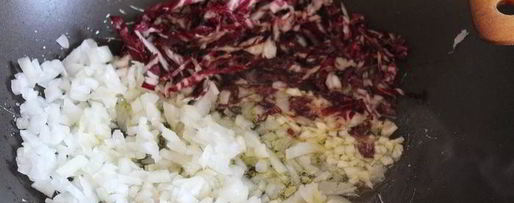 Шаг 1: свекольного ризотто с цикорием