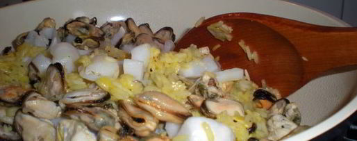 Шаг 11: желтого ризотто с морепродуктами