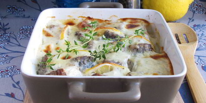 Рецепт белой рыбы, запеченной под белым соусом