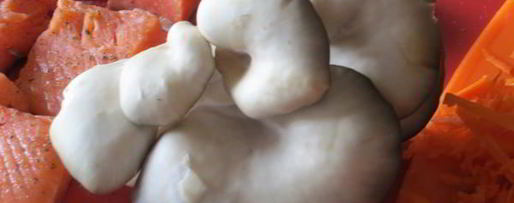 Шаг 2: форели с картошкой и грибами в горшочках