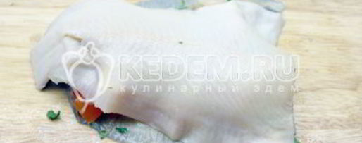 Шаг 4: камбалы с сыром фета