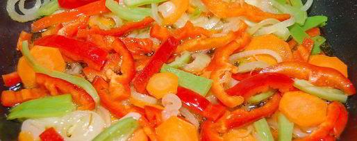 Шаг 2: карпа на овощной подушке с грибами