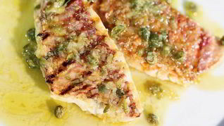 Рецепт Кефали под лимонно-апельсиновым соусом