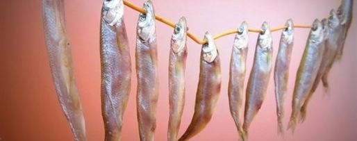 Шаг 2: корюшки вяленой