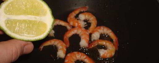 Шаг 5: креветок в белом вине по-португальски