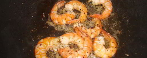 Шаг 6: креветок в белом вине по-португальски