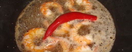 Шаг 8: креветок в белом вине по-португальски