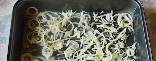 Шаг 4: мойвы с картошкой в духовке