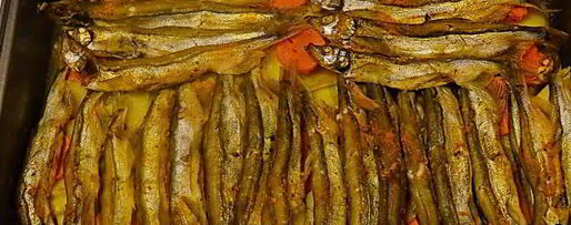 Шаг 8: мойвы с картошкой в духовке