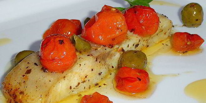 Рецепт рыбы по-итальянски, запеченная с томатами, оливками и каперсами