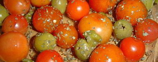 Шаг 1: рыбы по-итальянски, запеченная с томатами, оливками и каперсами