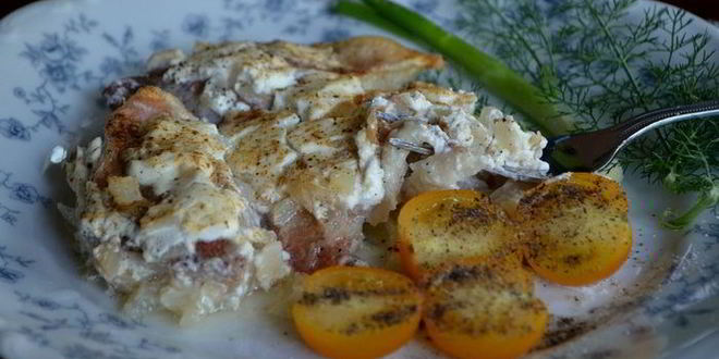 Рецепт рыбы, запеченной с жареным хреном и луком