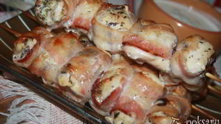 Рецепт Куриных шашлыков в беконе