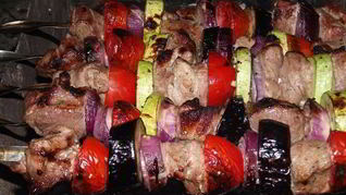 Рецепт Шашлыка из свинины с овощами в луковом маринаде