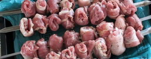 Шаг 7: шашлыка из свинины в виде рулетиков