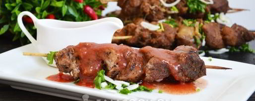 Шаг 17: шашлыка в духовке в банке на шпажках