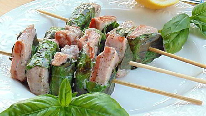 Рецепт Средиземноморских шашлычков из тунца с базиликом