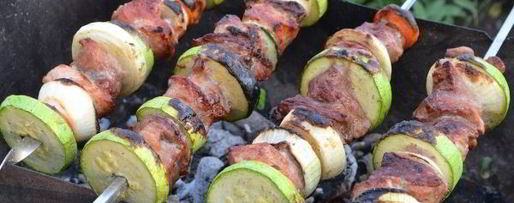 Шаг 7: свиного шашлыка с овощами на углях