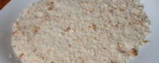 Шаг 2: куриных шницелей с пармезаном