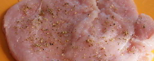 Шаг 4: шницеля из куриной грудки кордон блю