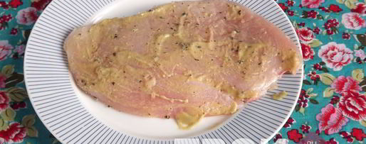 Шаг 1: шницеля из куриной грудки в лимонно-чесночной панировке