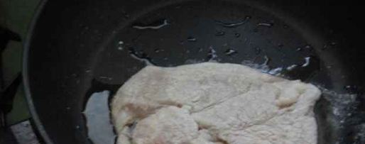 Шаг 5: шницелей куриных и печень с салатом