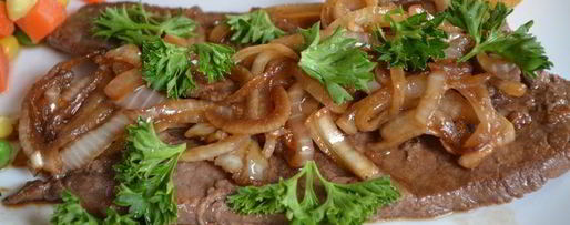 Шаг 3: маринованных стейков с луком