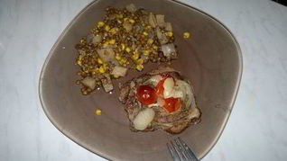 Рецепт Стейка из бараньей шеи, запеченный в горшке и чечевица с кукурузой, сельдереем и чесноком