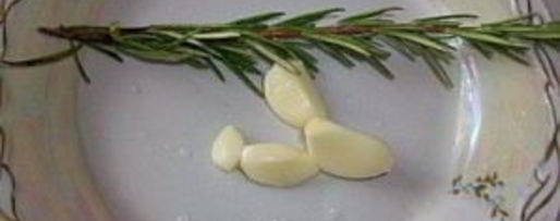 Шаг 1: стейка из свинины с розмарином