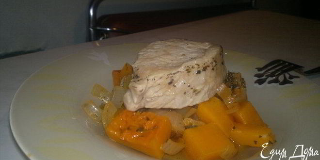 Рецепт стейка из свиной корейки с карманом начиненный оливками и чесноком и тушеная тыква с луком