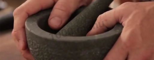 Шаг 1: стейка из тунца на сковороде